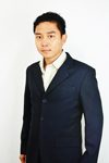 ผู้ช่วยศาสตราจารย์ปรมินทร์ วงษ์เจริญ